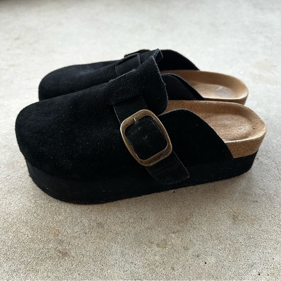 Cushionaire Granola 2 Suede Black Platform Clog Women’s Size 9 W - Picture 2 of 13